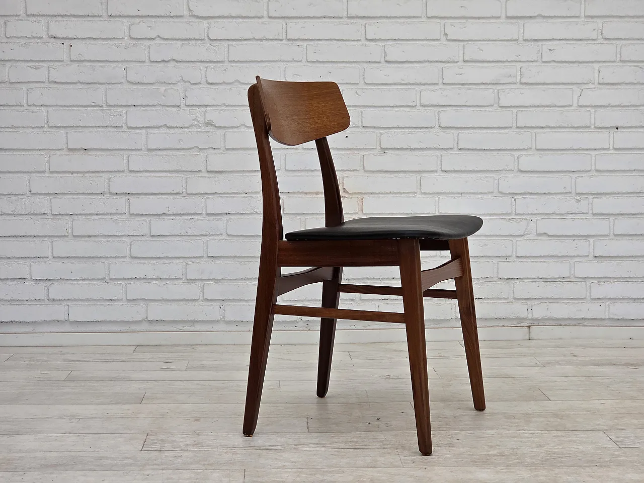 1970s, set of 4 Danish dining chairs by Findahl Møbelfabrik. 3