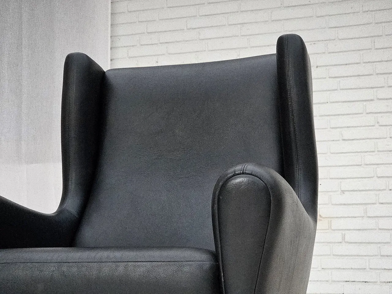 1960s, Danish design by Illum Wikkelsø, armchair, model 110, leather. 8