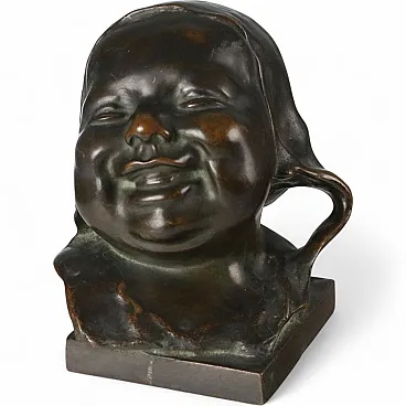 Bimbo ridente in bronzo, '900