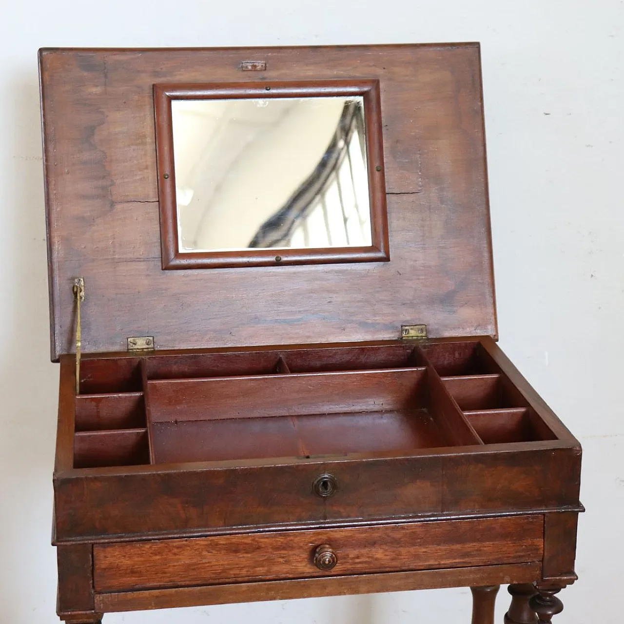 Antique walnut coffee table, 19th century 3
