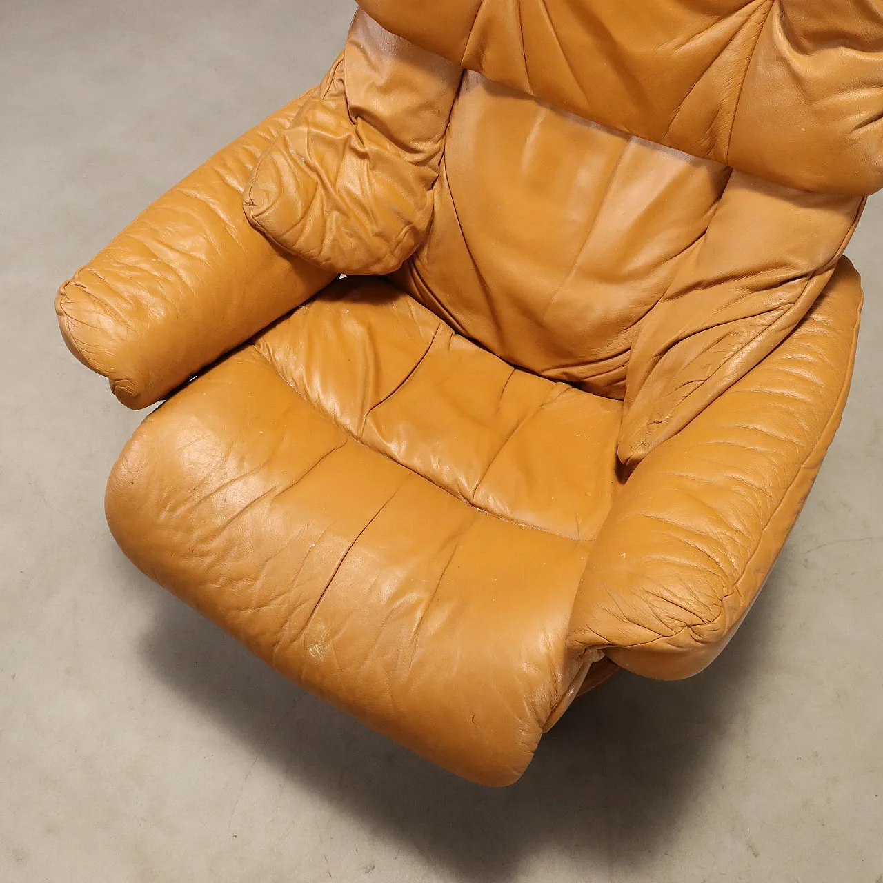 Ekornes armchair with footstool, 1980s 7