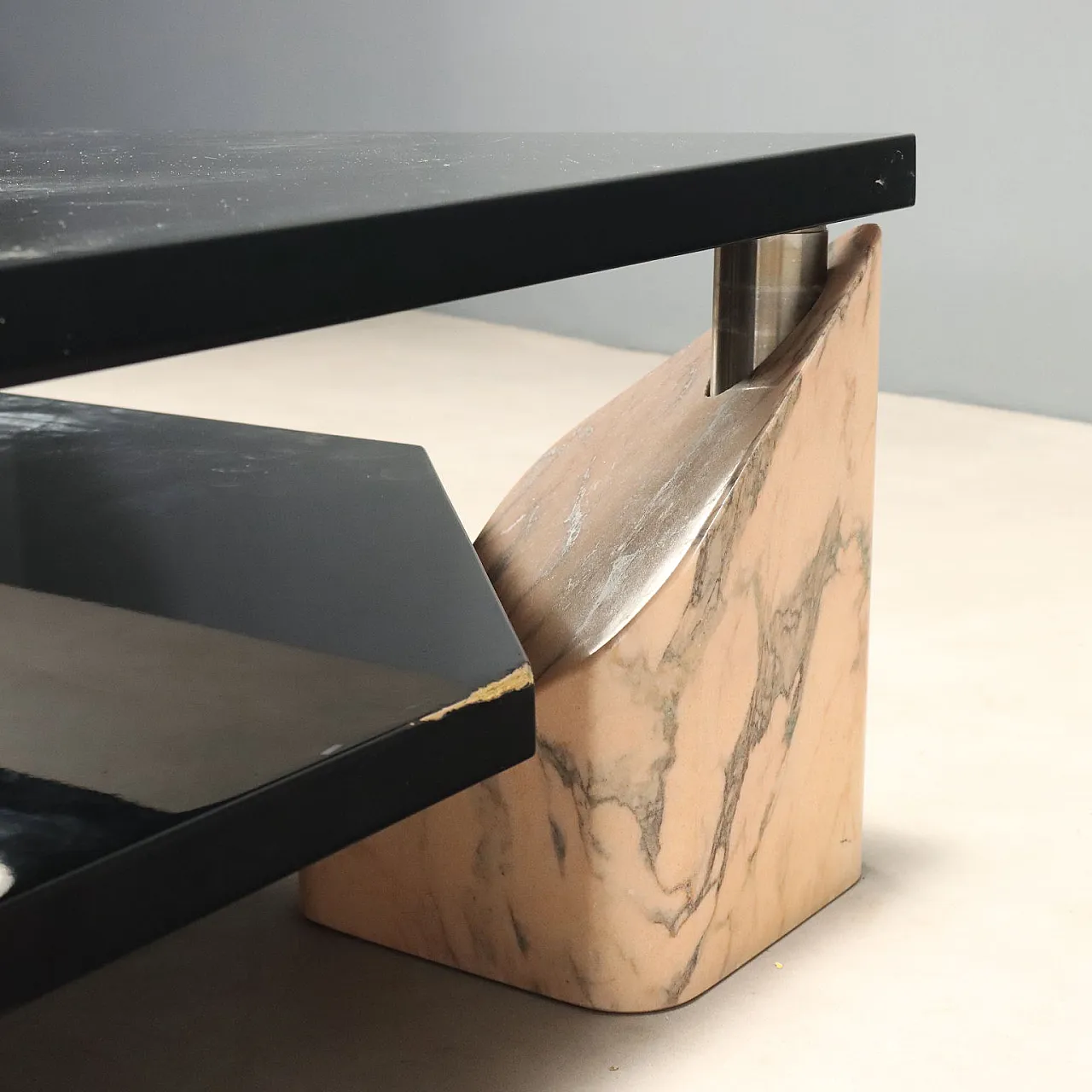 Coffee table with marble bases, 1970s 7