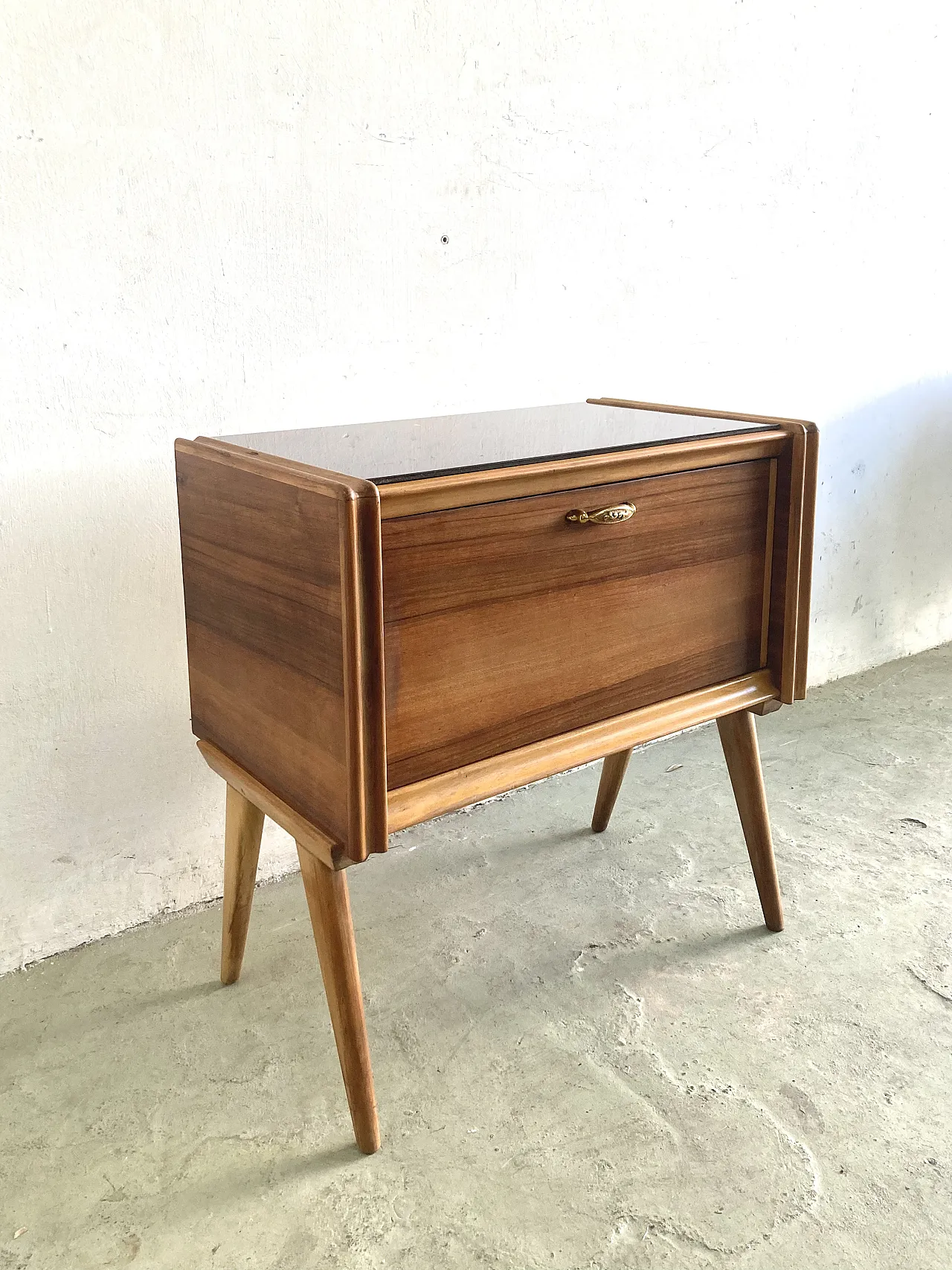 Pair of walnut nightstands, 1950s 3