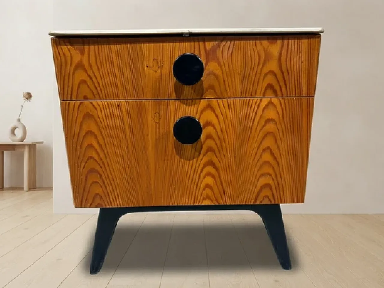 Bedside table by Jindřich Halabala for ÚP Závody, 1950s 2