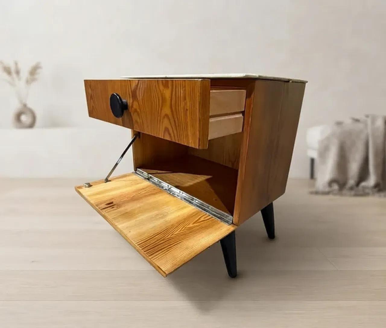 Bedside table by Jindřich Halabala for ÚP Závody, 1950s 11