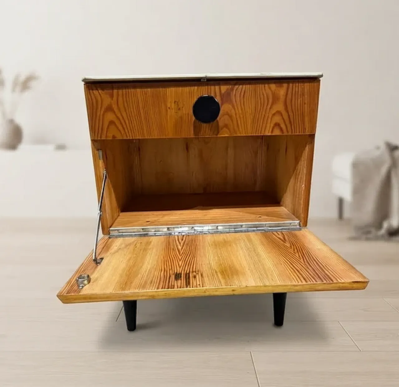 Bedside table by Jindřich Halabala for ÚP Závody, 1950s 14