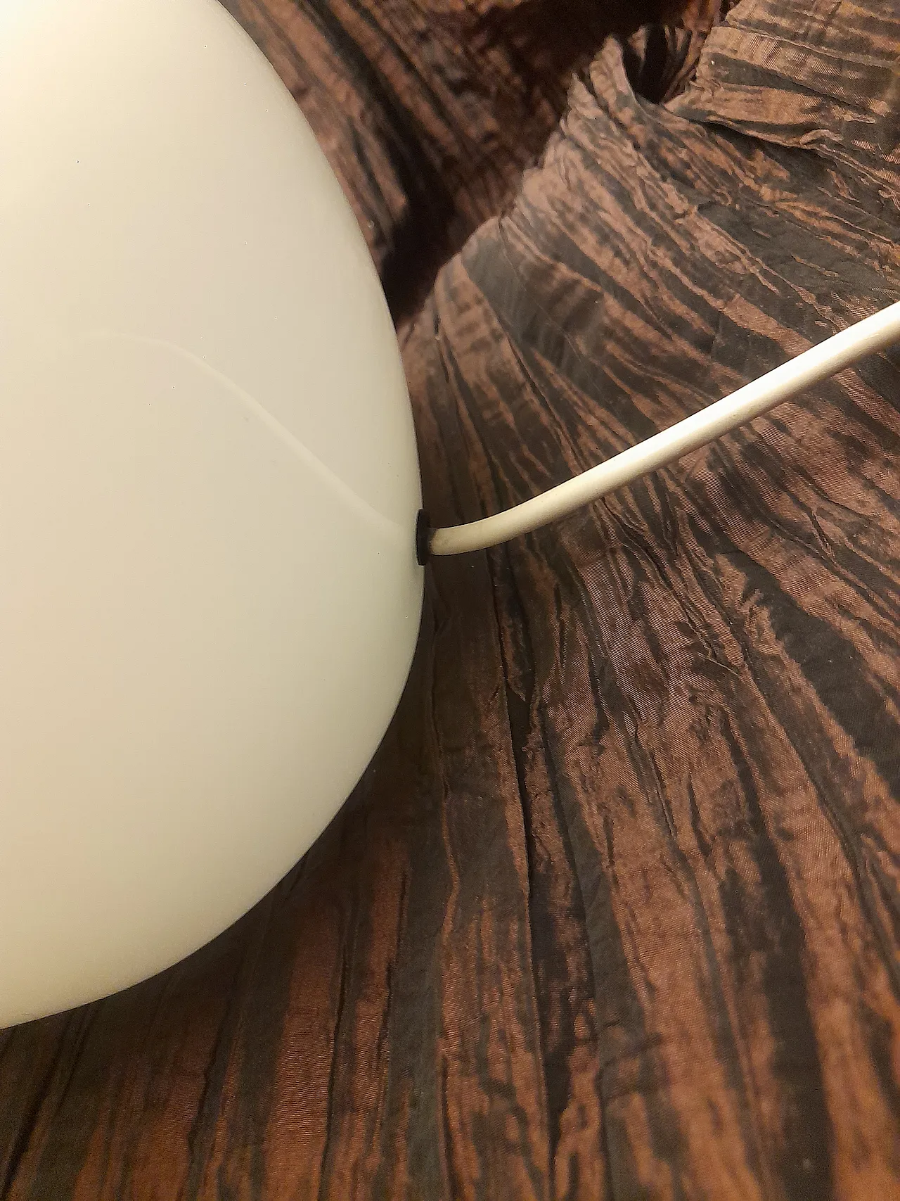 Ve Art classic table lamp in white opal glass, 1980s 10