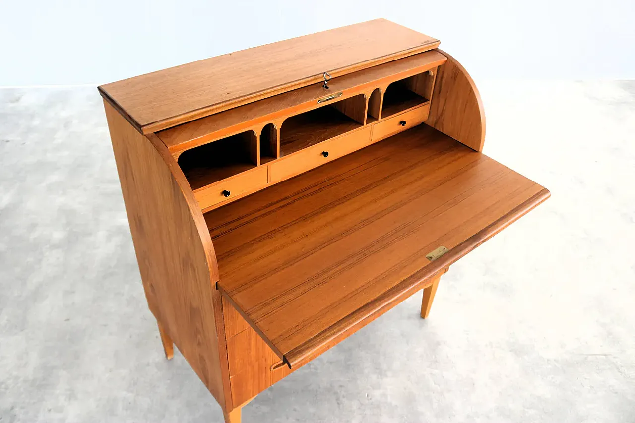 Wooden desk, 1960s 5