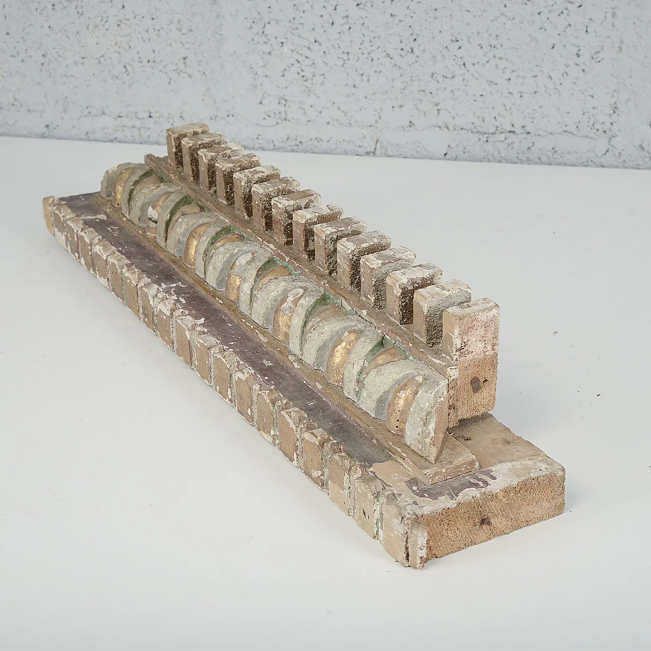 Fragment of a carved wooden serrated frame, 19th century 2