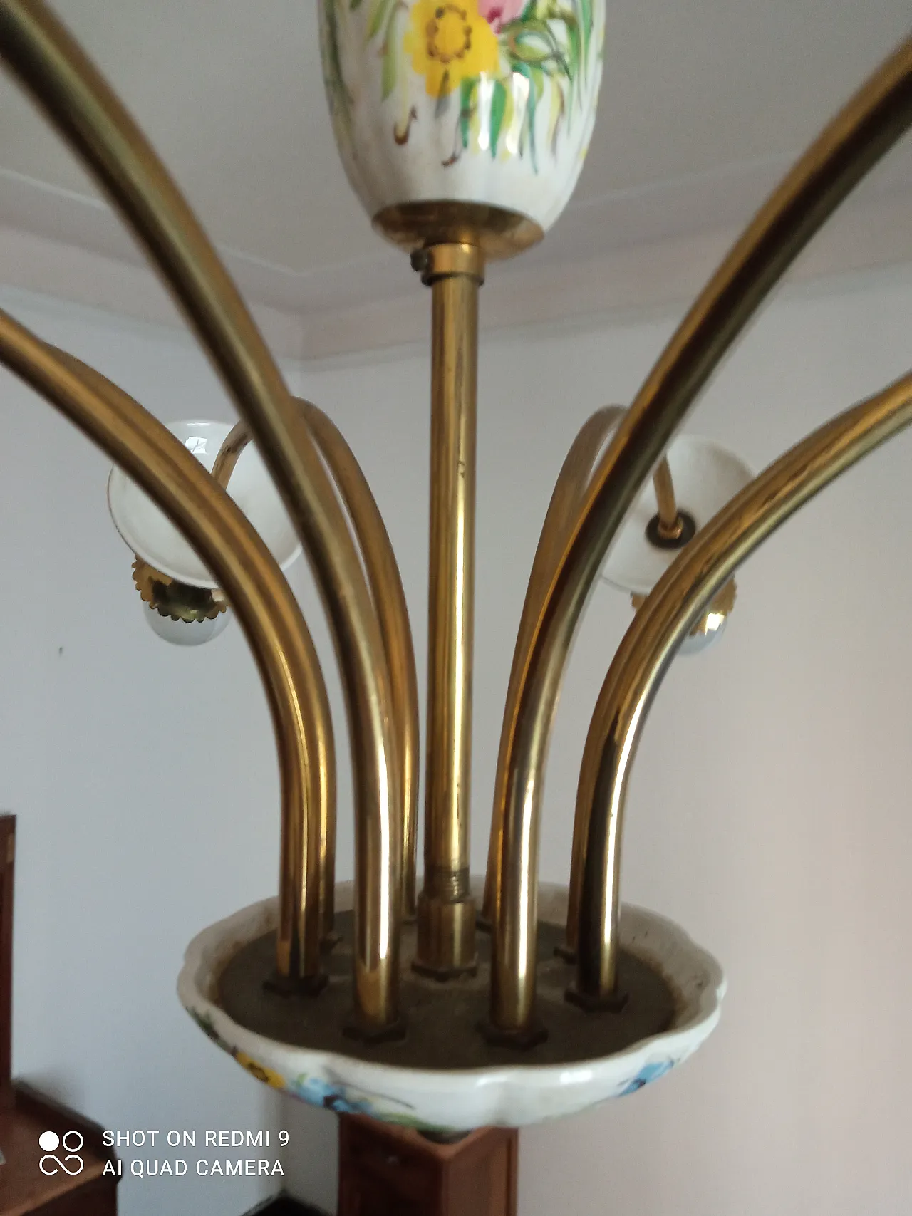 Lampadario floreale in porcellana e ottone, metà 900 11