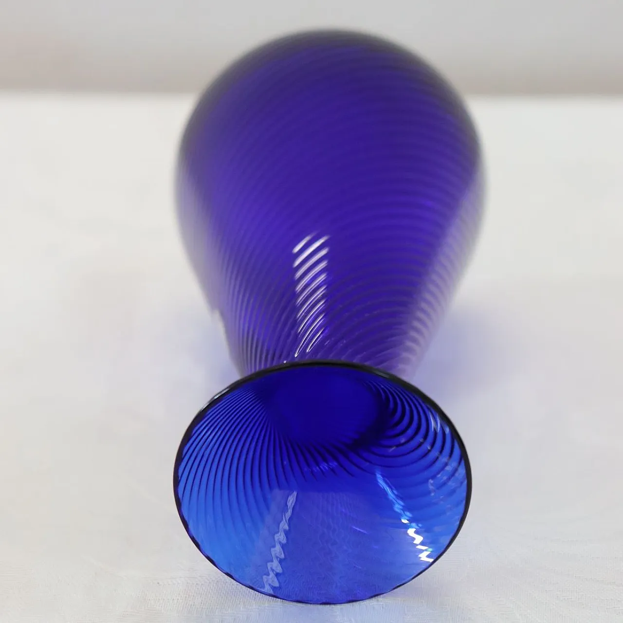 Set of 3 Murano glass vases by Venini, 2012 10