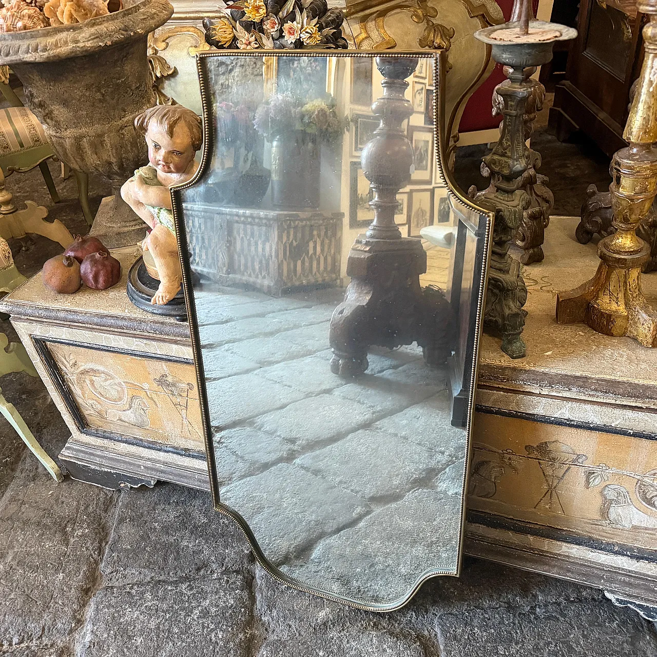 Specchio da parete a scudo in ottone di Gio Ponti, anni '60 3