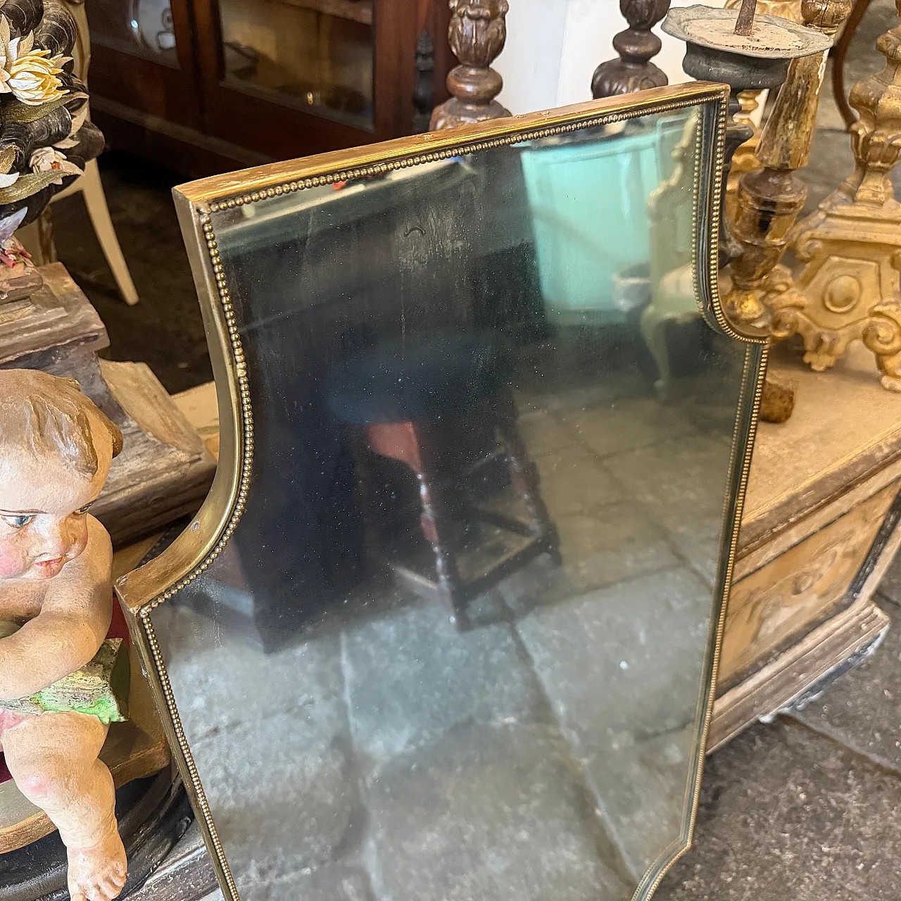 Specchio da parete a scudo in ottone di Gio Ponti, anni '60 10
