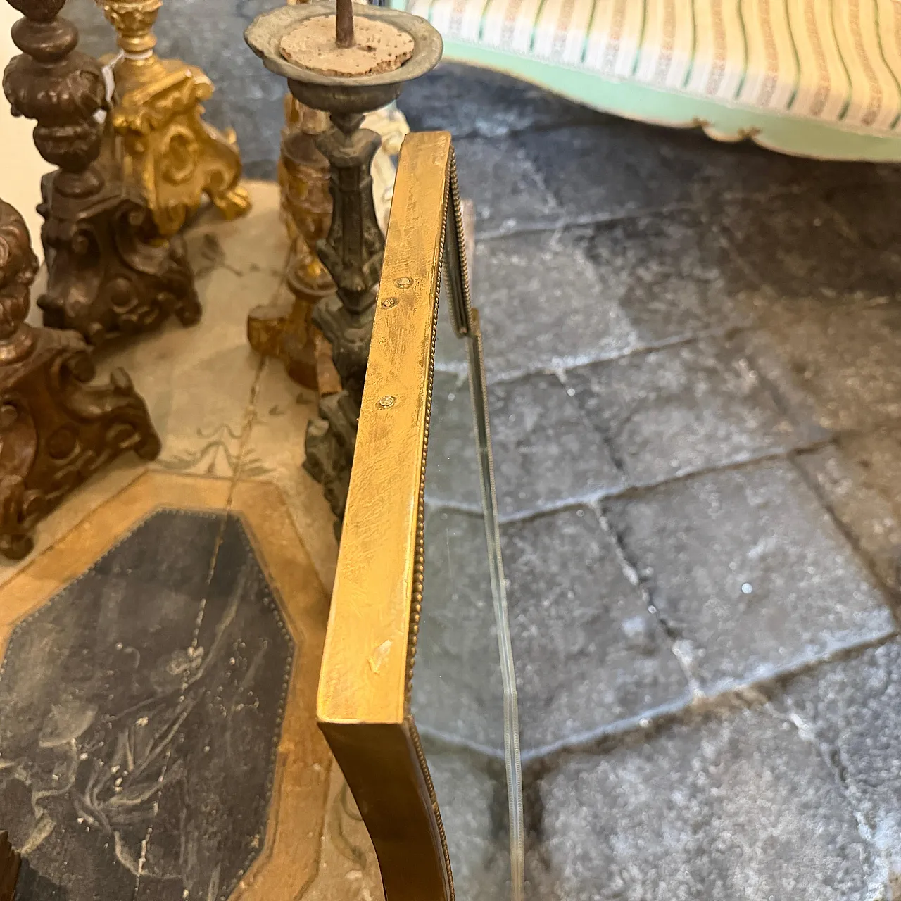 Specchio da parete a scudo in ottone di Gio Ponti, anni '60 11