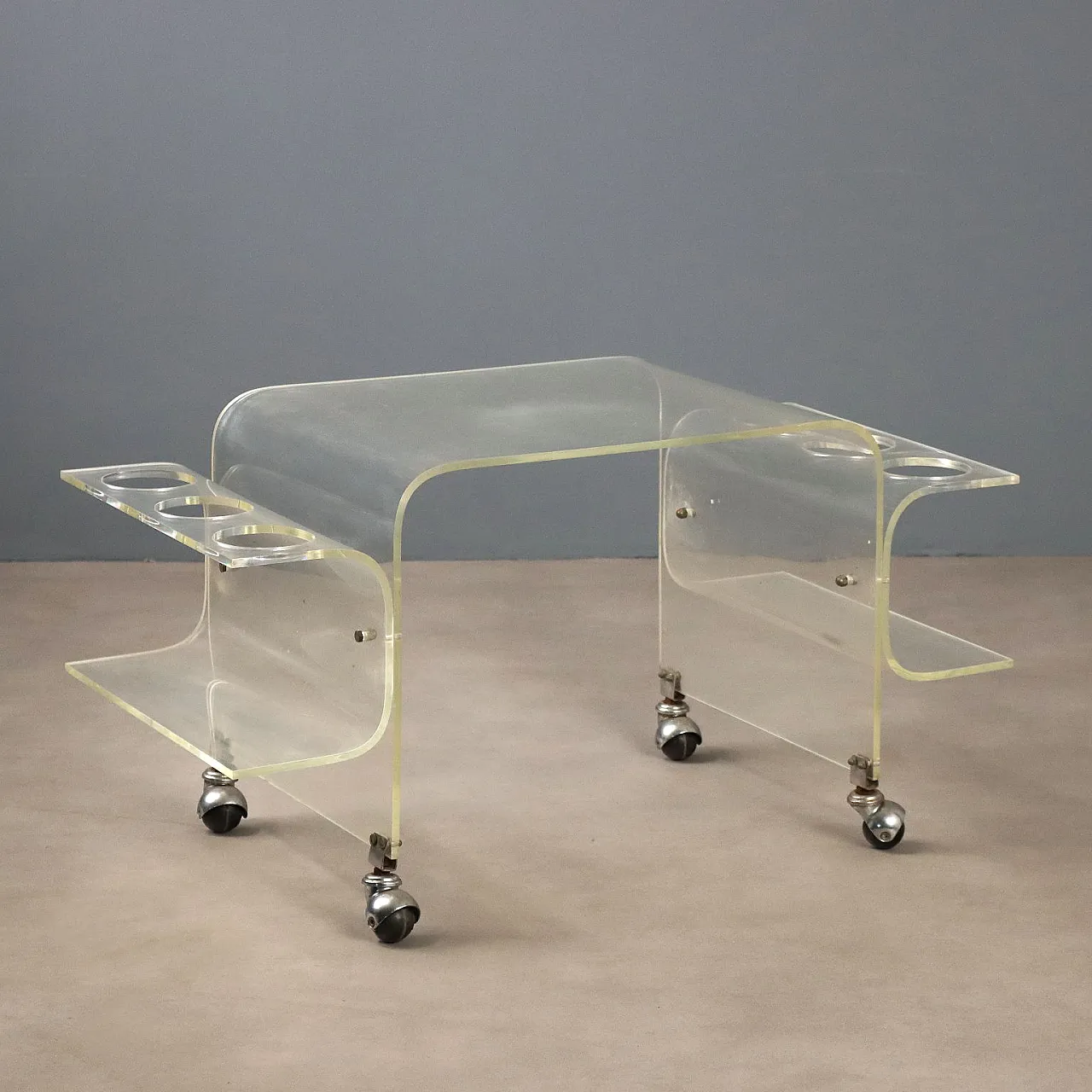Plexiglass bar cart, late 20th century 1