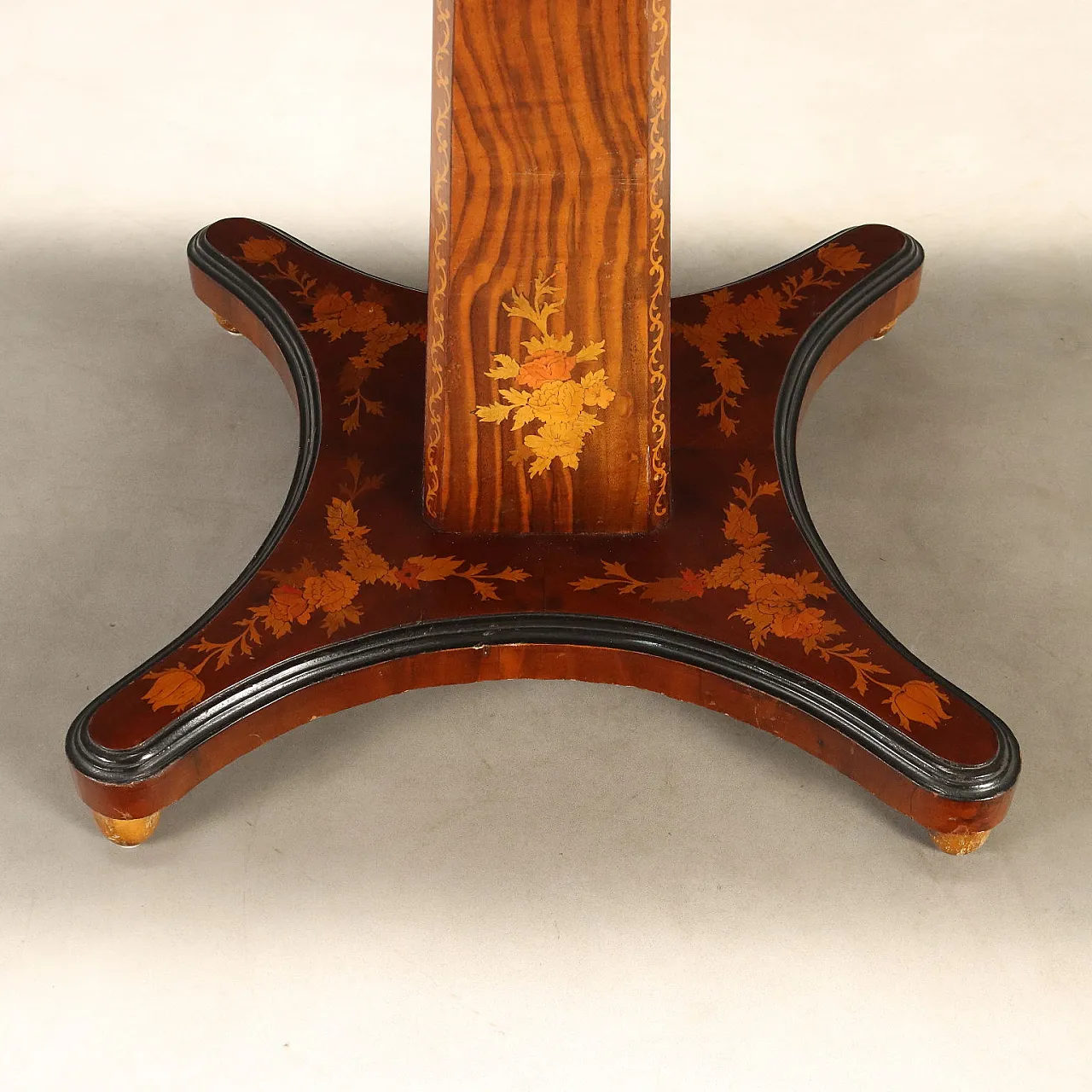 Coffee table in rosewood and mahogany, 19th century 6