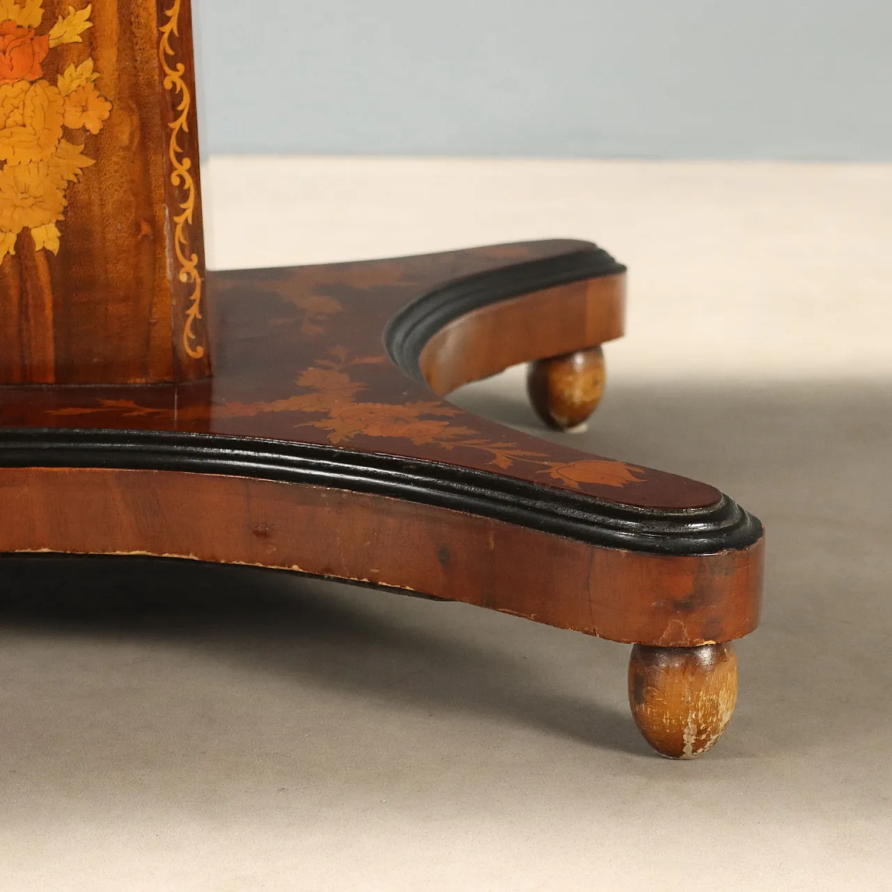Coffee table in rosewood and mahogany, 19th century 7