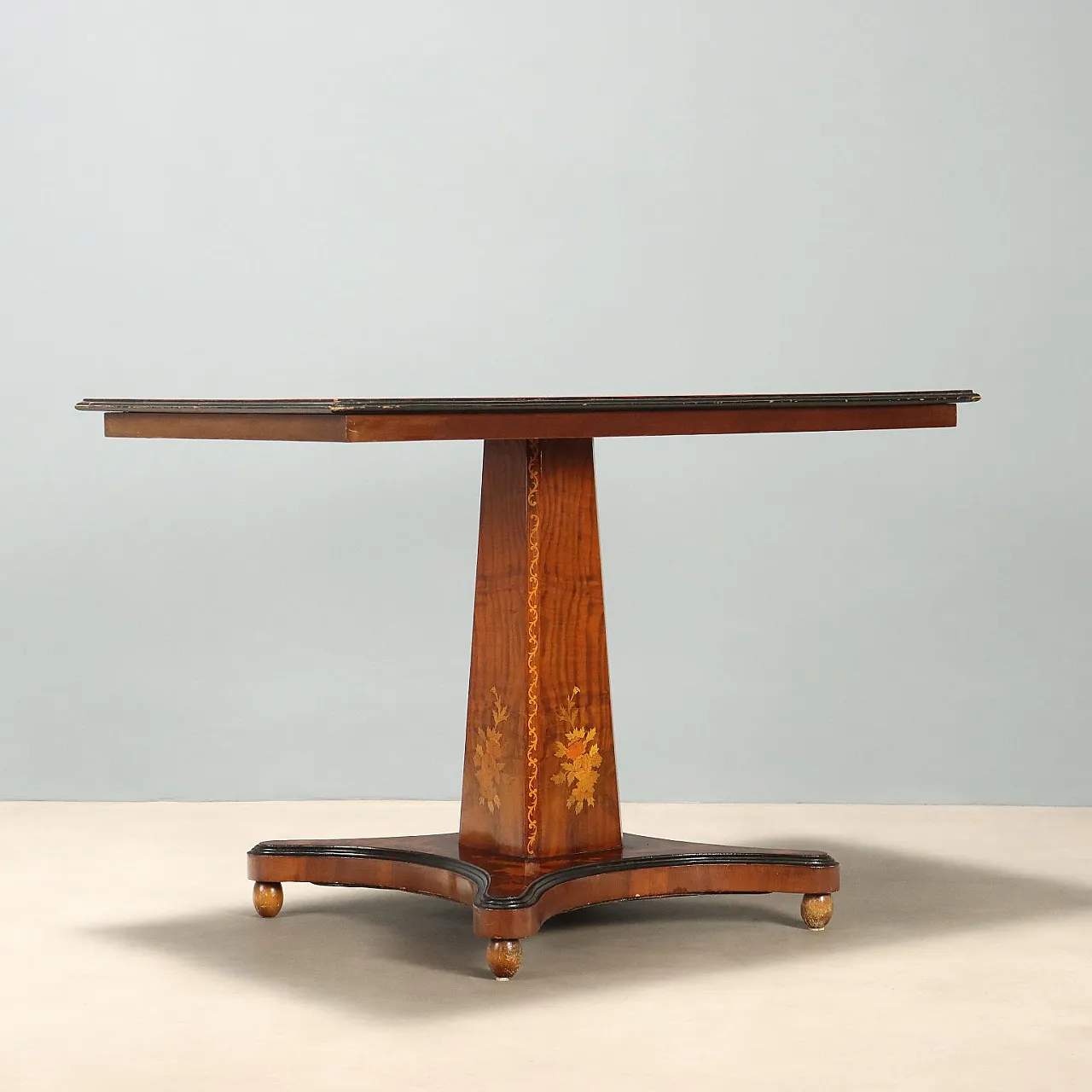 Coffee table in rosewood and mahogany, 19th century 10