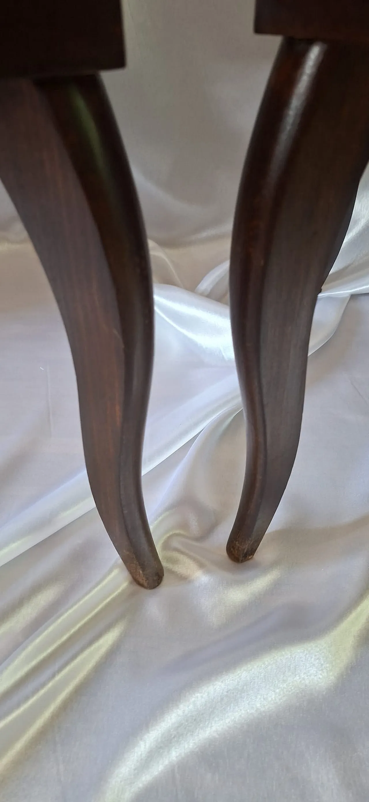 Due sgabelli in legno scuro tra fine 800 e inizio 900 16