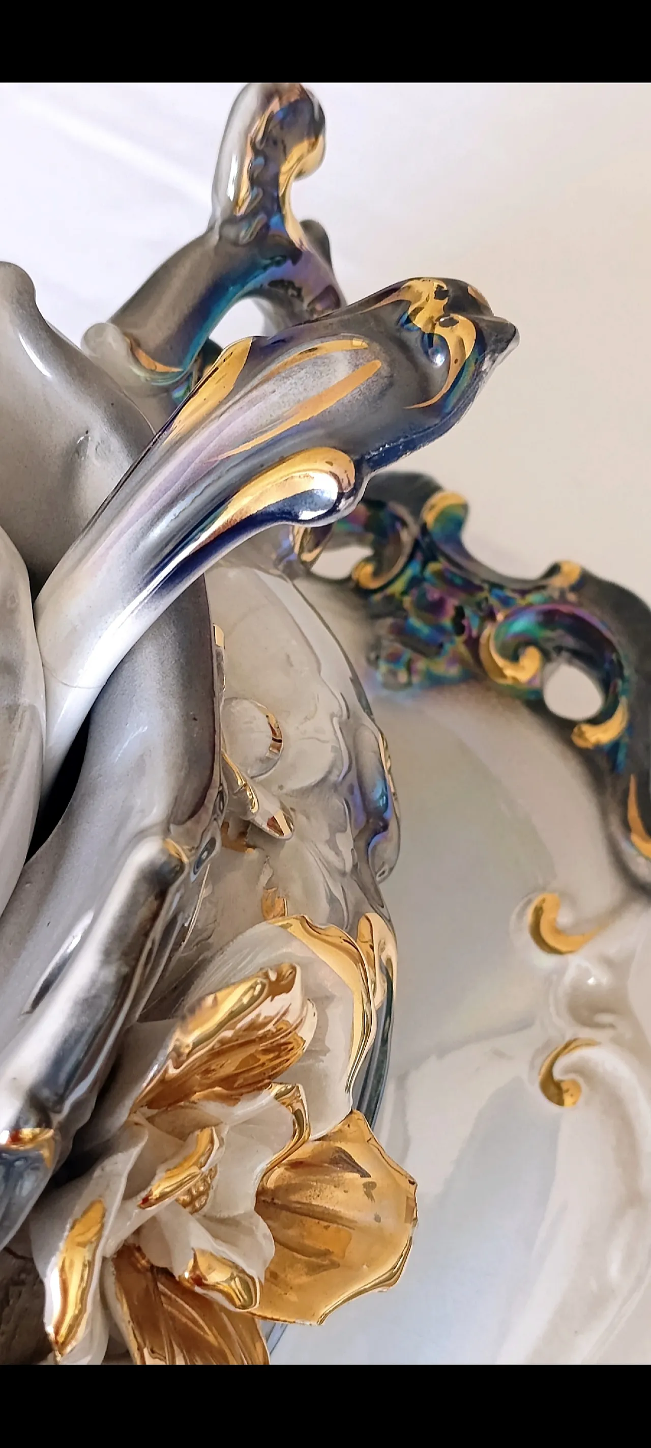 Zuppiera decorata con coperchio e sottopiatto 8