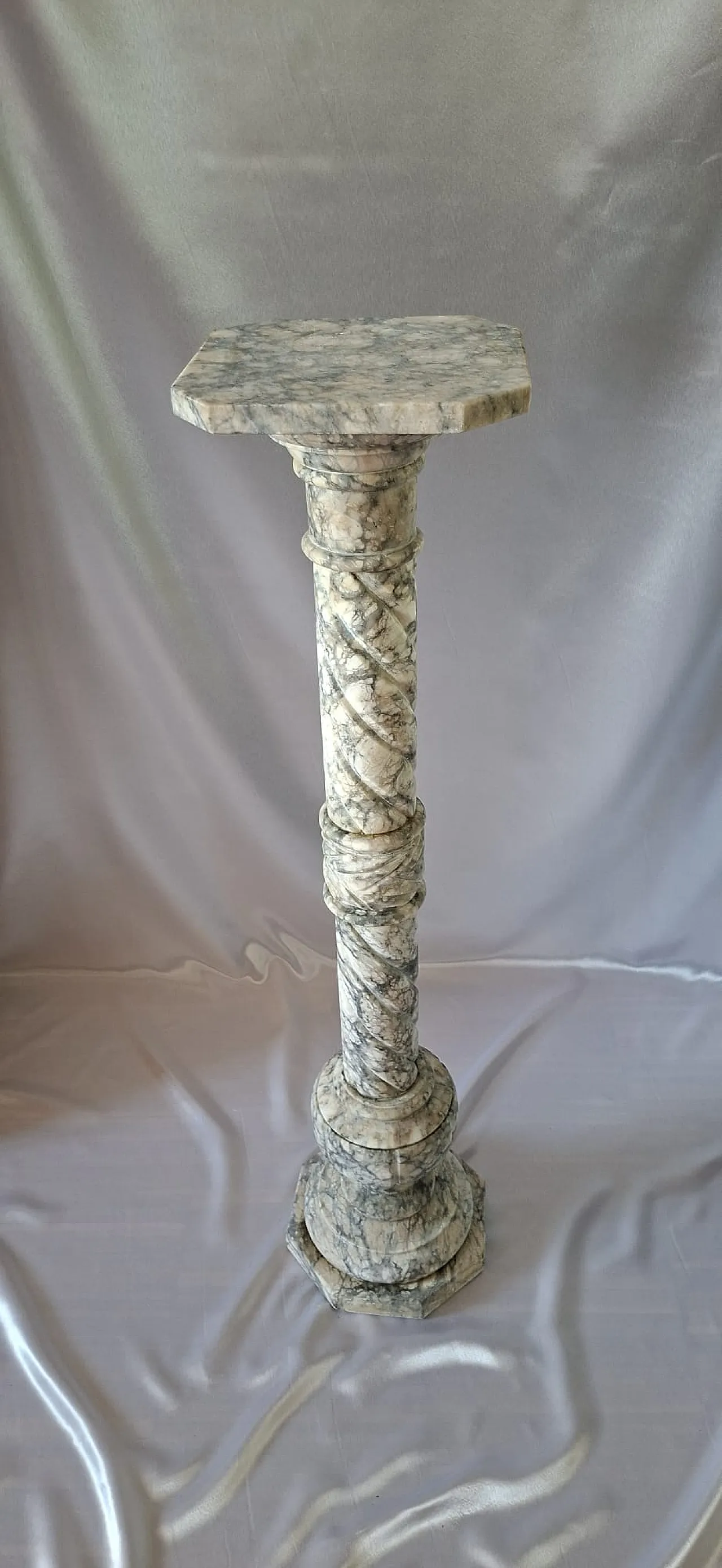 Colonna da esposizione realizzata nel 1940 16