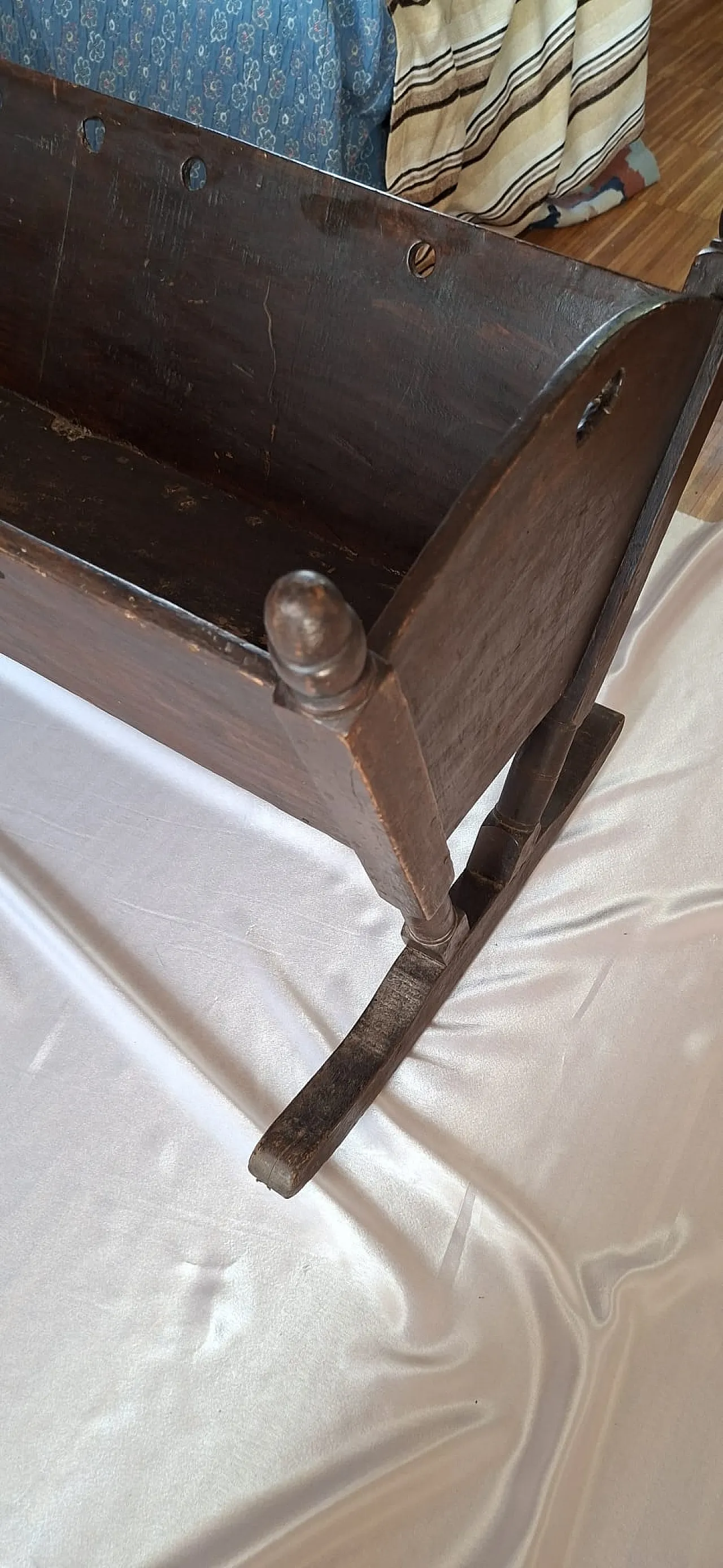 Culla a dondolo in legno, fine '800 20