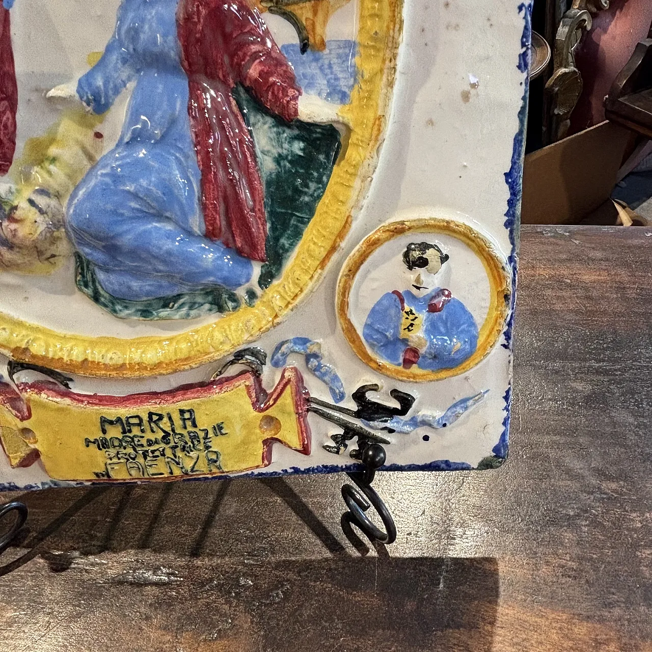 Polychrome majolica devotional plaque Blessed Virgin, 19th century 5