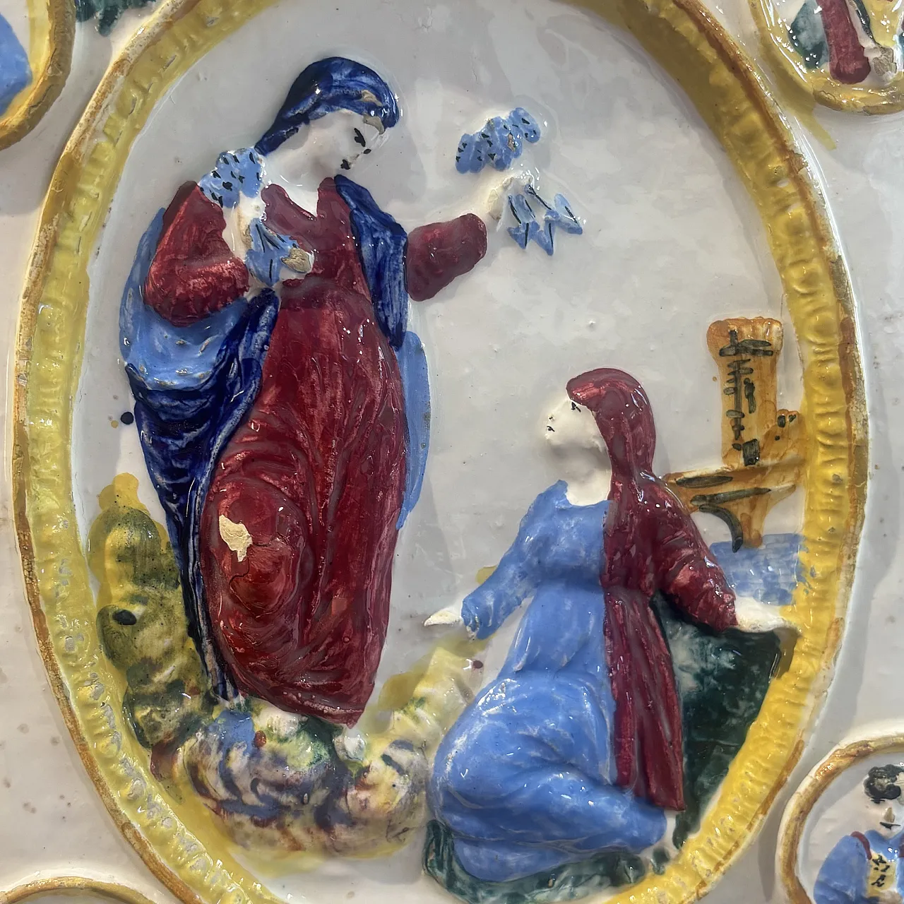Polychrome majolica devotional plaque Blessed Virgin, 19th century 9