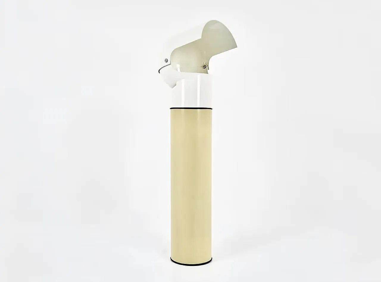 Mezzo Pileo floor lamp by Gae Aulenti for Artemide, 1970s 1