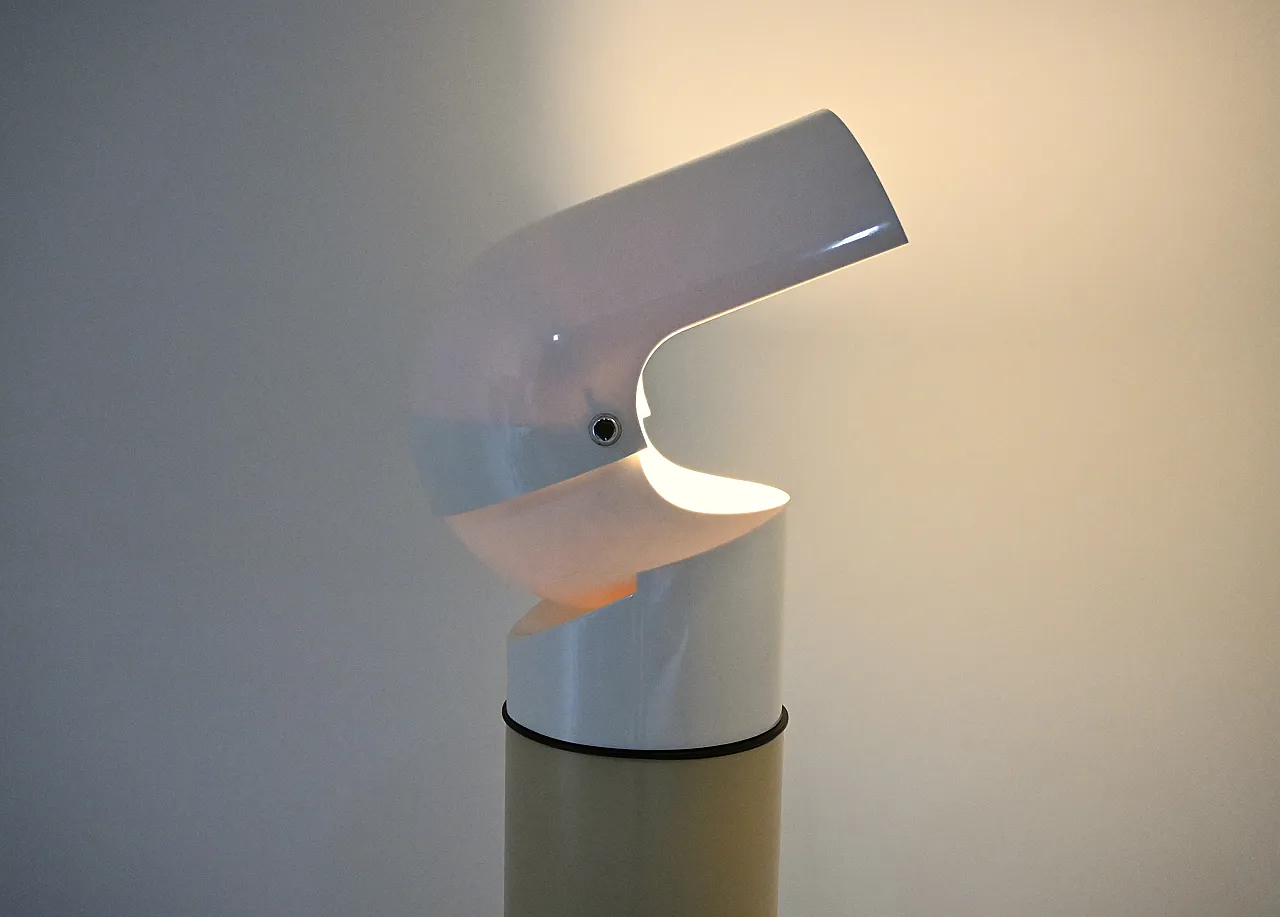 Mezzo Pileo floor lamp by Gae Aulenti for Artemide, 1970s 10