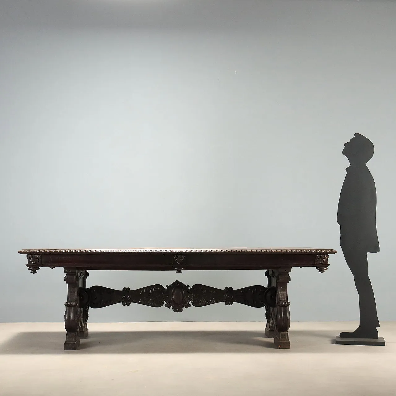 Neo-Renaissance table in ebonized walnut, 19th century 2