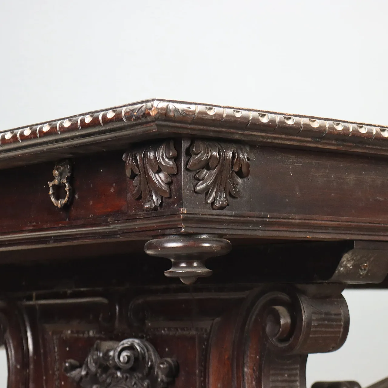 Neo-Renaissance table in ebonized walnut, 19th century 3
