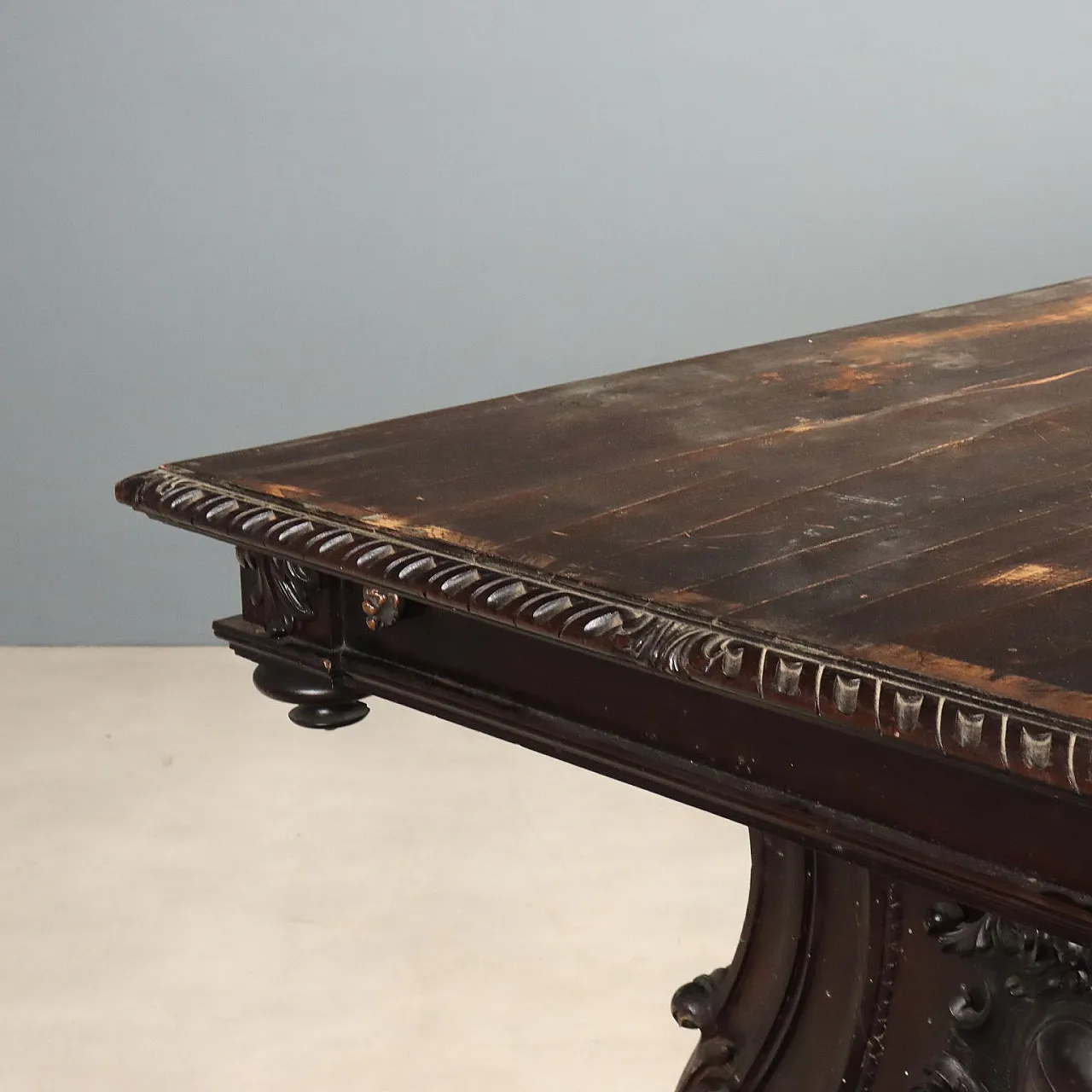 Neo-Renaissance table in ebonized walnut, 19th century 4