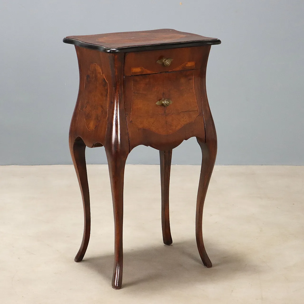 Baroque style open bedside table in walnut, 19th century 1