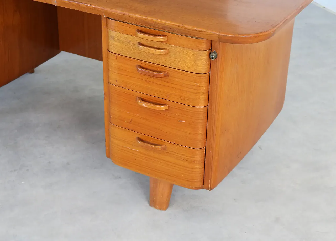 Scrivania XL in teak, anni '60 5
