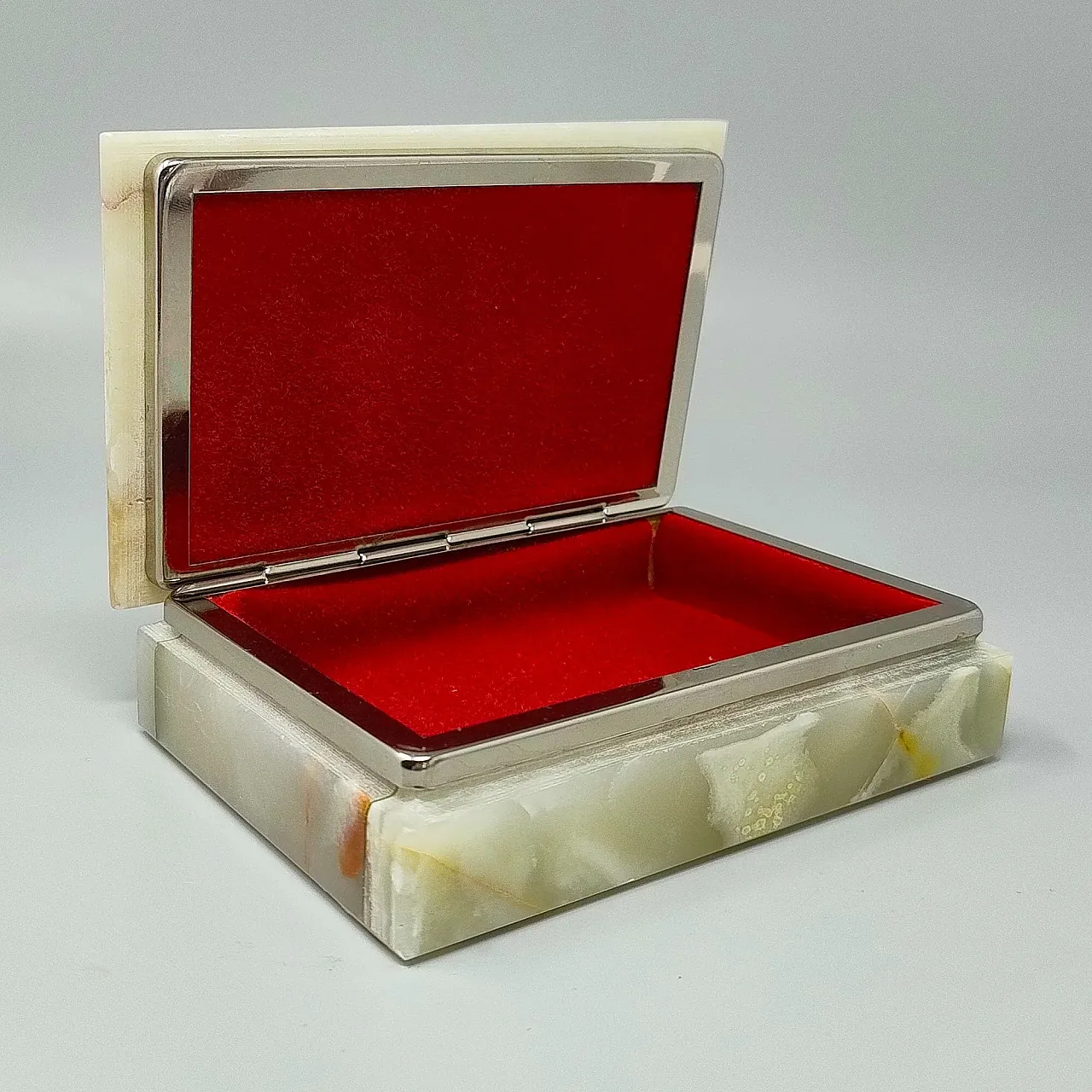 Box in onyx, 1960s 5
