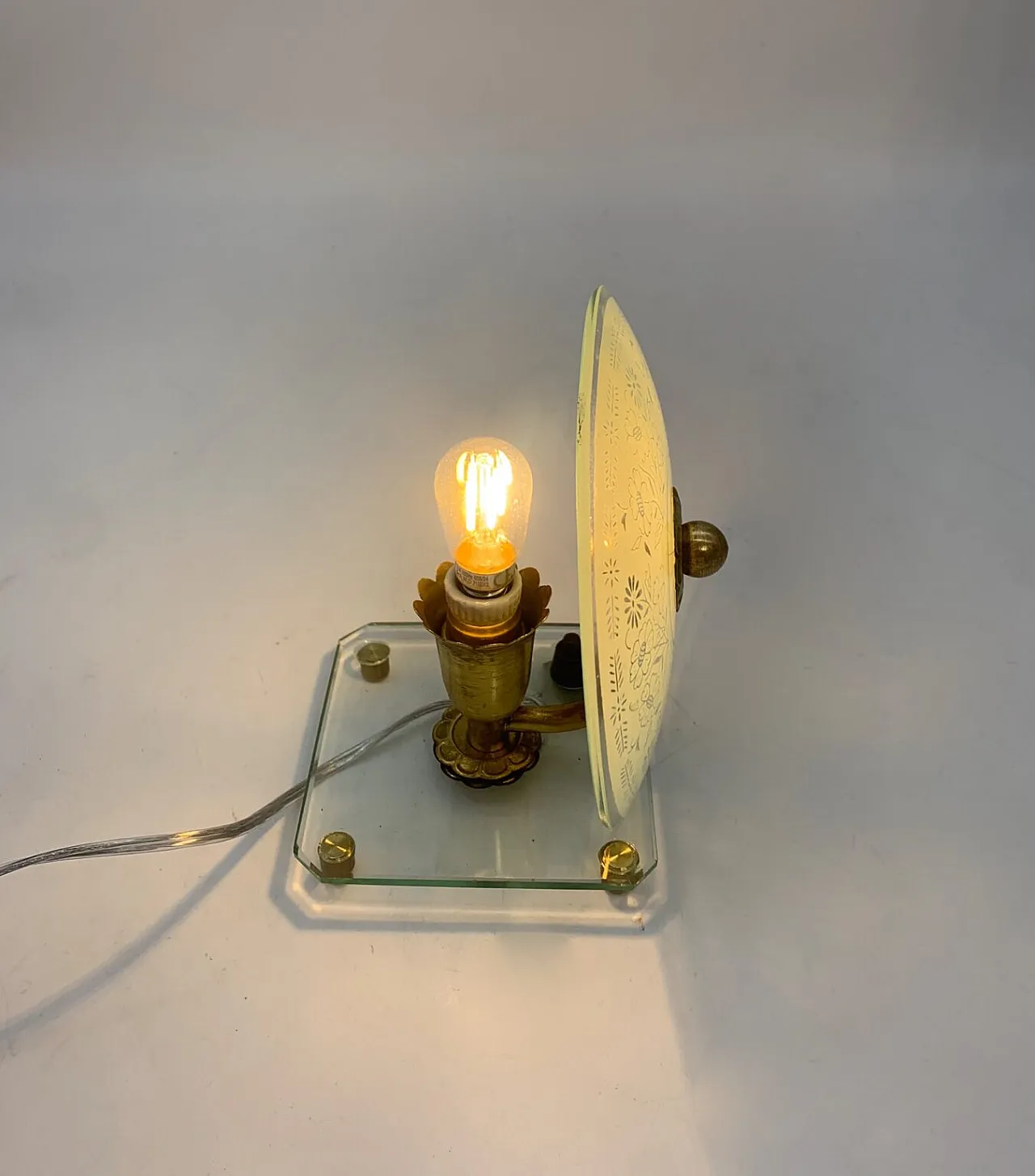 Single table lamp attributed to Fontana Arte, 1940s 1