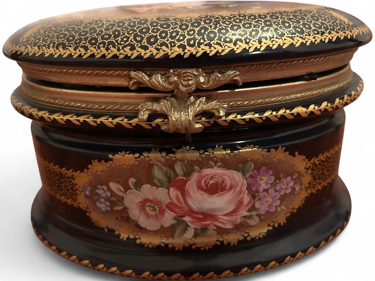 Small lacquered jewelry box, 1970s 4