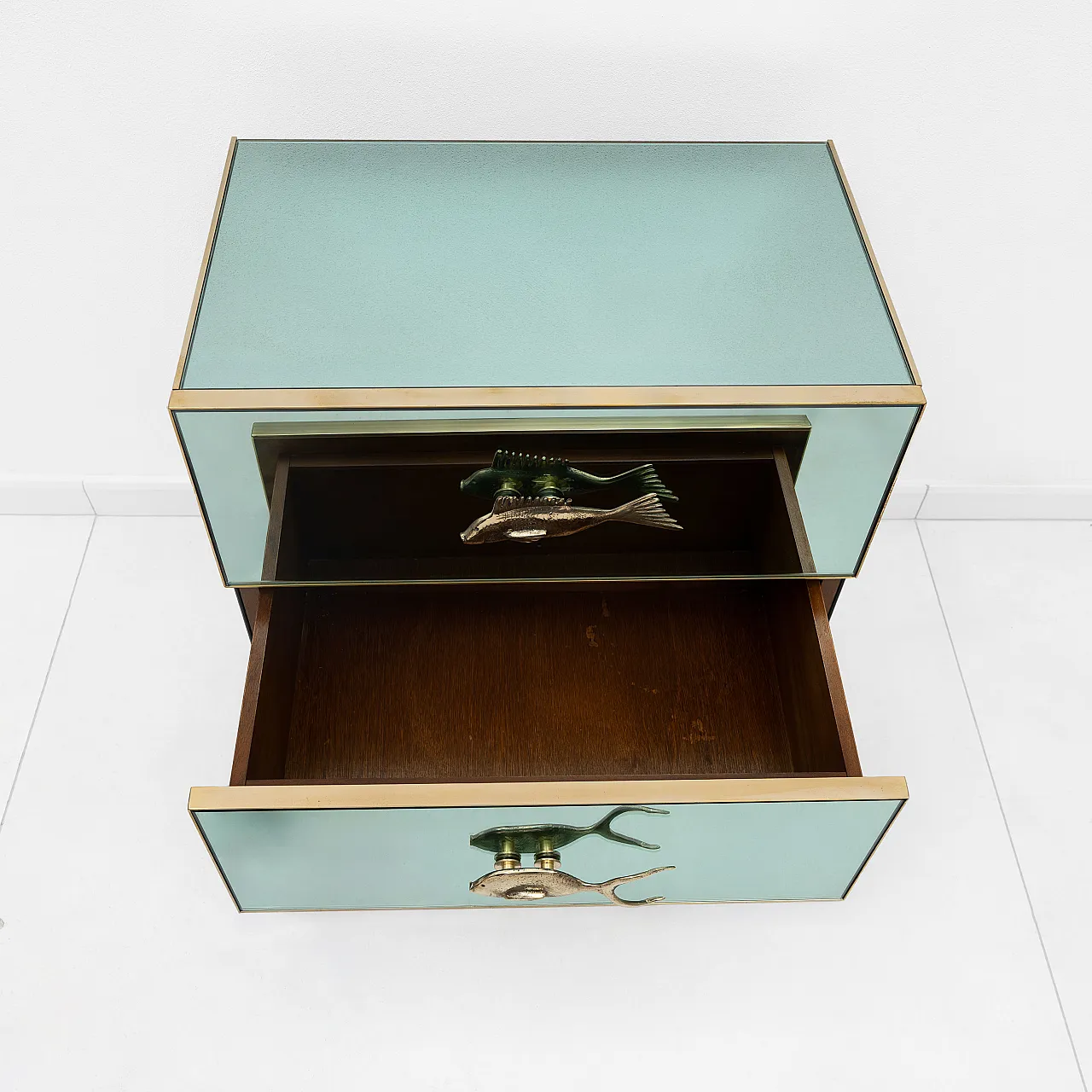Pair of bedside tables in mirrored glass and brass handles, 2000s 10