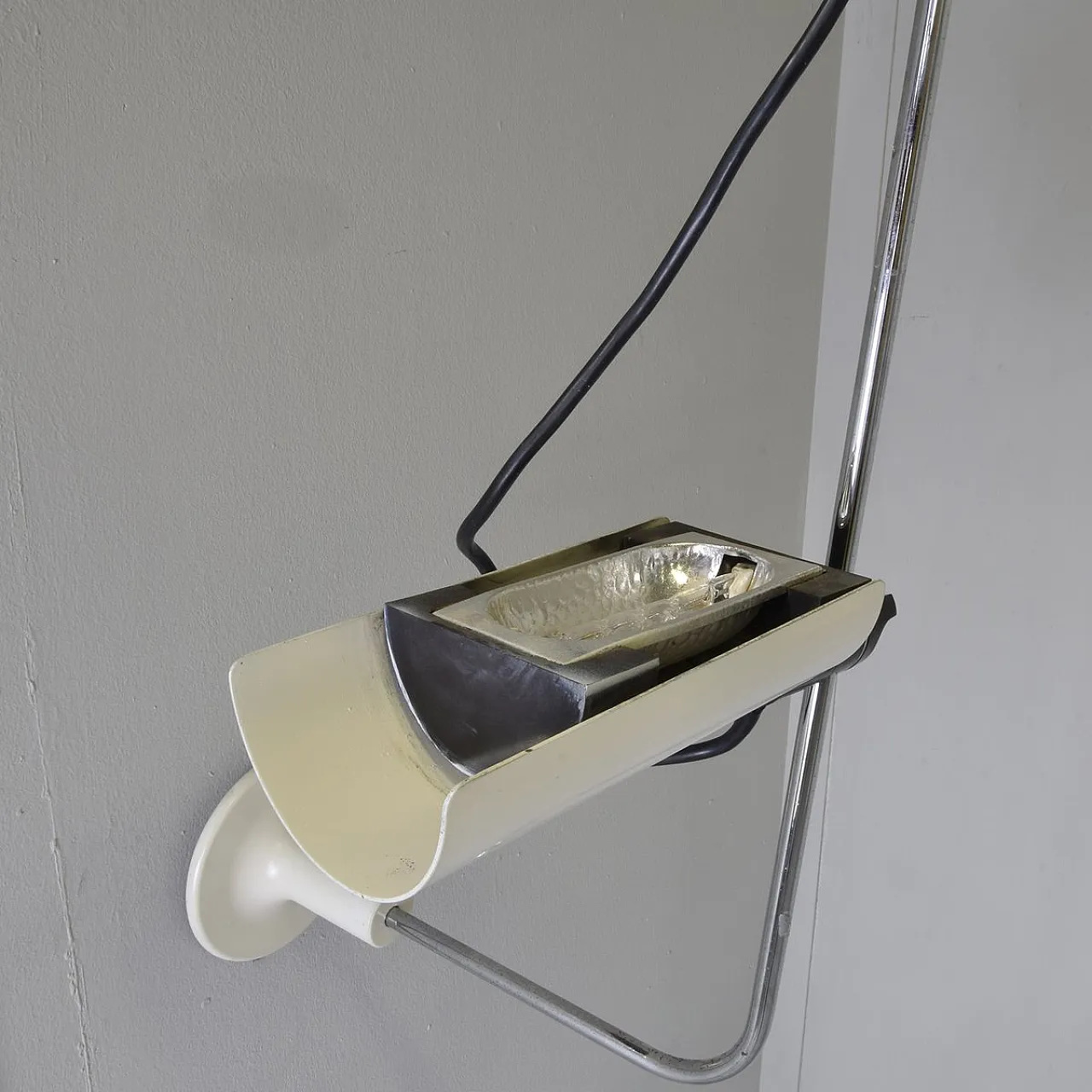 Pair of Adam wall lamps by Vico Magistretti for O-Luce, 1970s 4