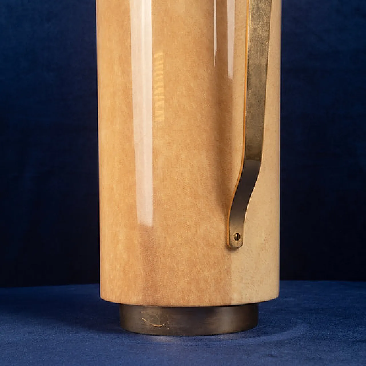 Thermos in pergamena di pelle di capra di Aldo Tura, anni '70 11