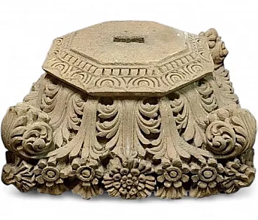 Capital in sandstone or Lecce stone, 19th century