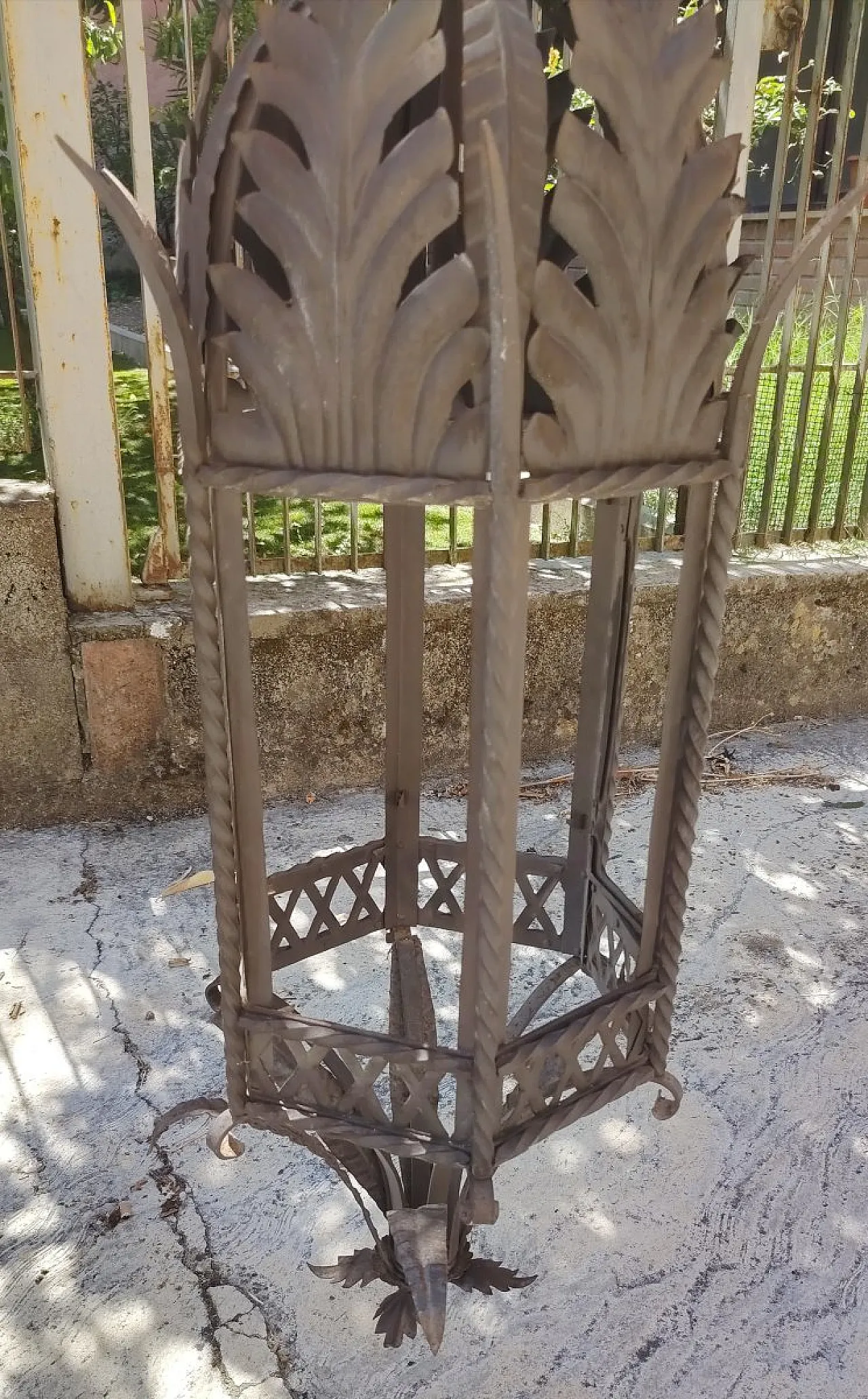 Hand-wrought iron hanging lantern, 19th century 4