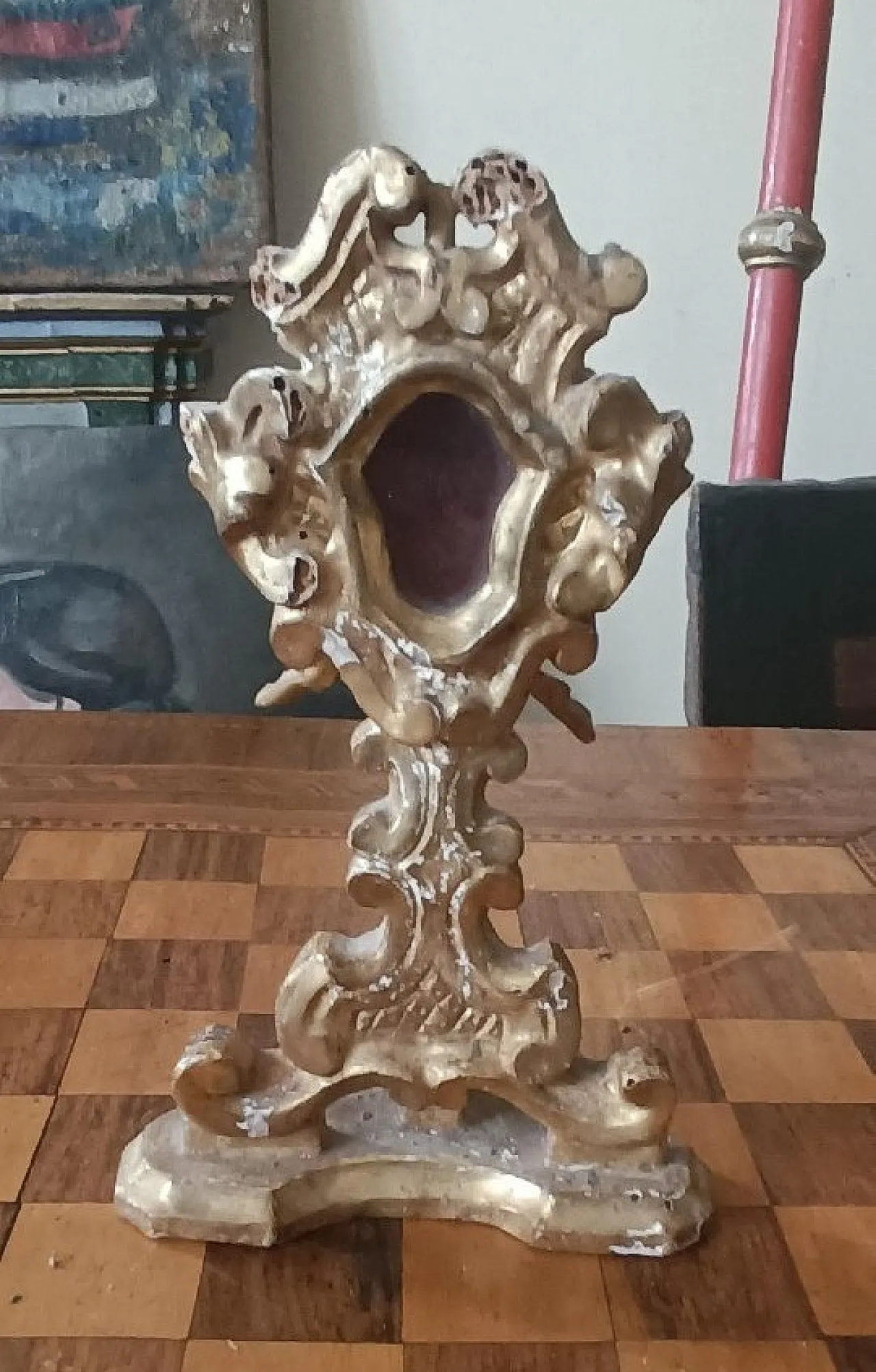 Gilded wooden reliquary, late 18th century 1