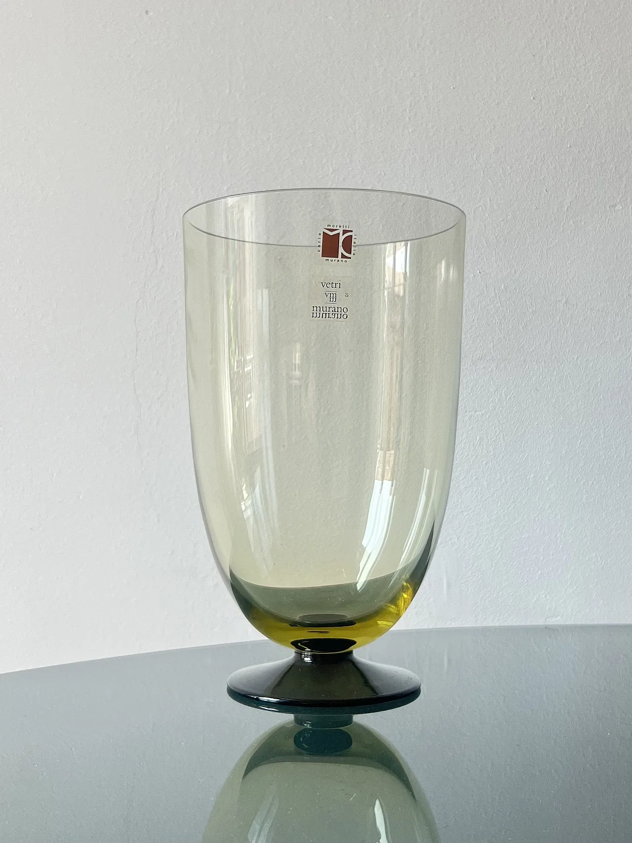 Two-tone Murano glass vase by Carlo Moretti 2