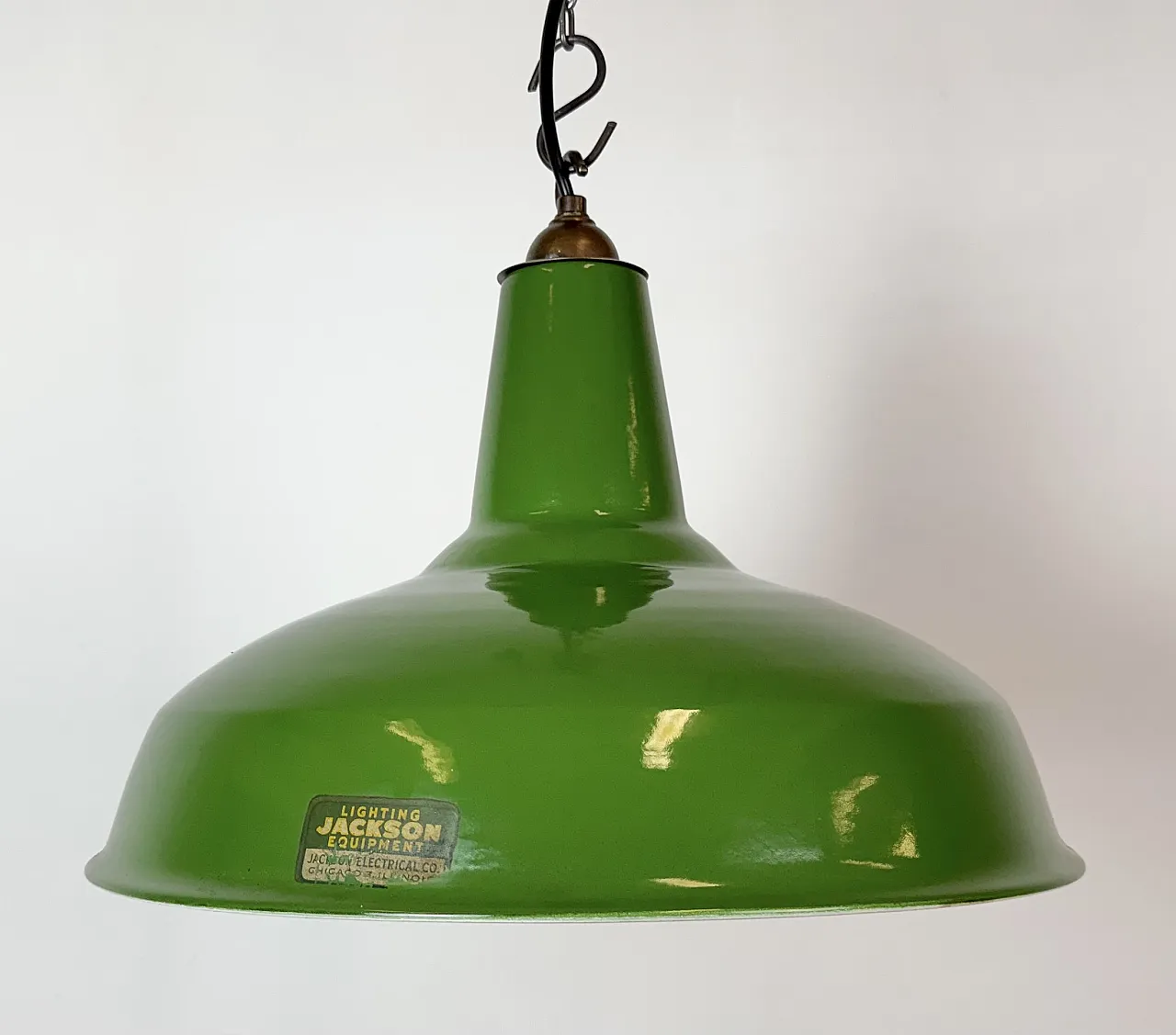 Lampada industriale in smalto verde di Jackson Electrical, anni '70 3