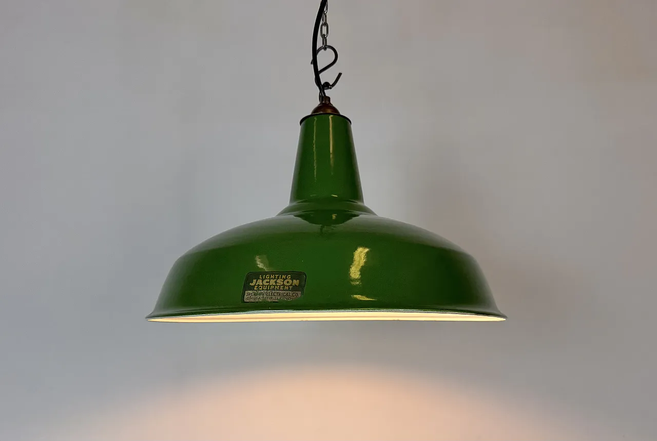 Lampada industriale in smalto verde di Jackson Electrical, anni '70 9