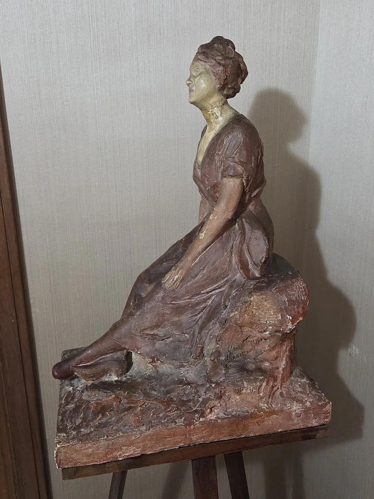 Luigi Betti, Seated woman, polycrome plaster, 1930s 5