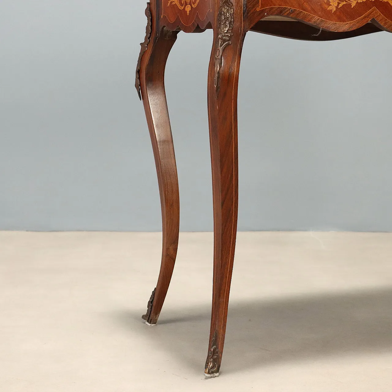 Indian rosewood and mahogany game table, 19th century 7