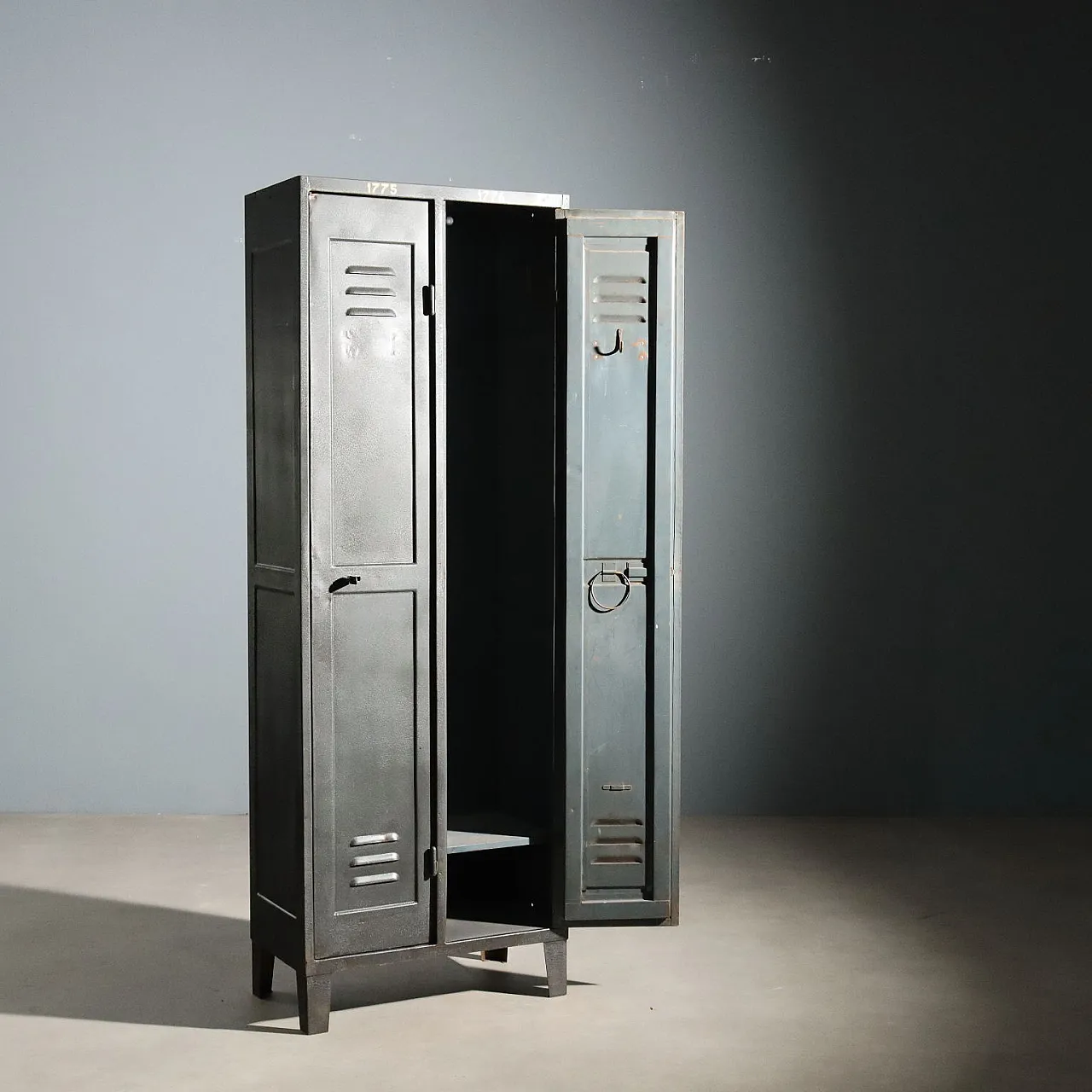 Industrial wardrobe, 1960s 6